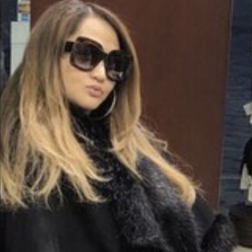 Meet your Posher, Rea